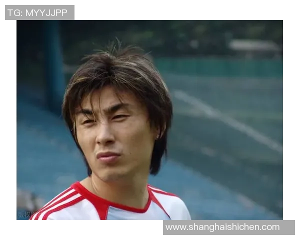 贱贱足球球星搞怪形象引领新潮流 网友纷纷点赞其独特风格