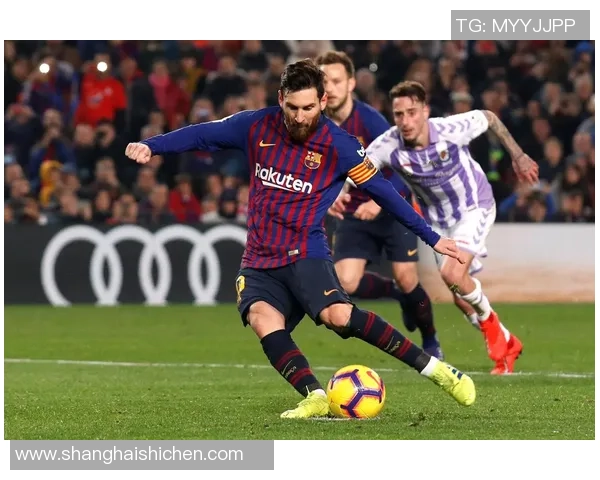 巴萨球星技艺精湛展现足球魅力精彩瞬间合集